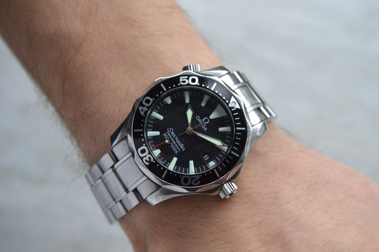 Omega Seamaster Professional 300M Black Dial 36MM Quartz 2262.50.00 Dive Watch