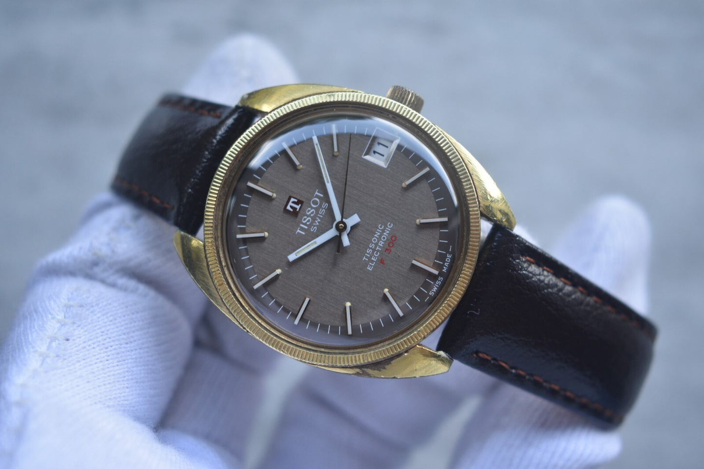 1974 Vintage Tissot Tissonic Brown Dial Rare Electronic Men's Gold Watch F 300