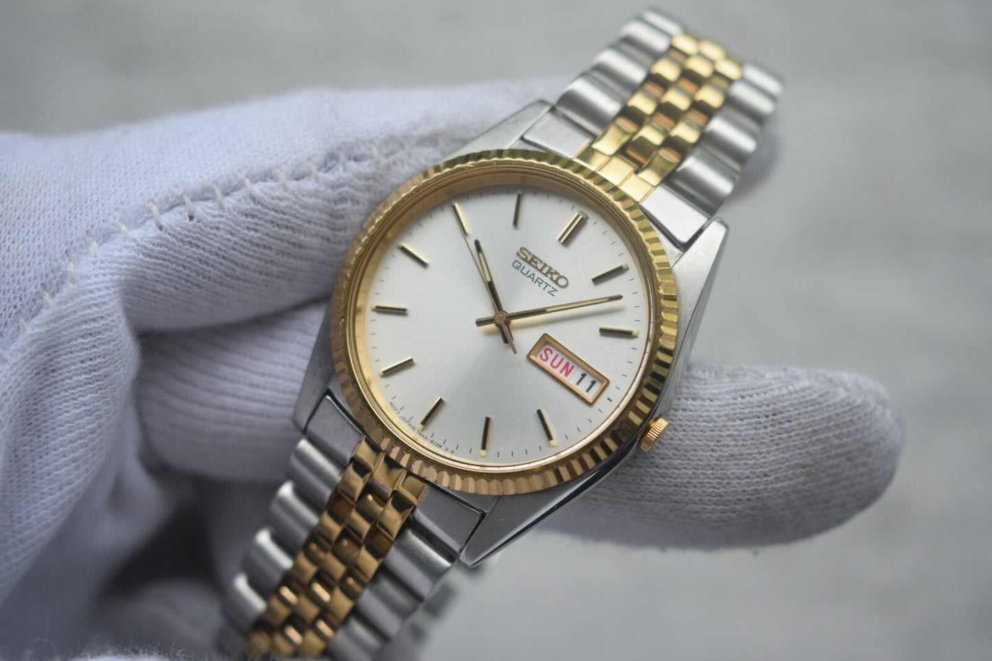 April 1991 Seiko Two Tone Bracelet Men's 7N43 Fluted Bezel Quartz Watch