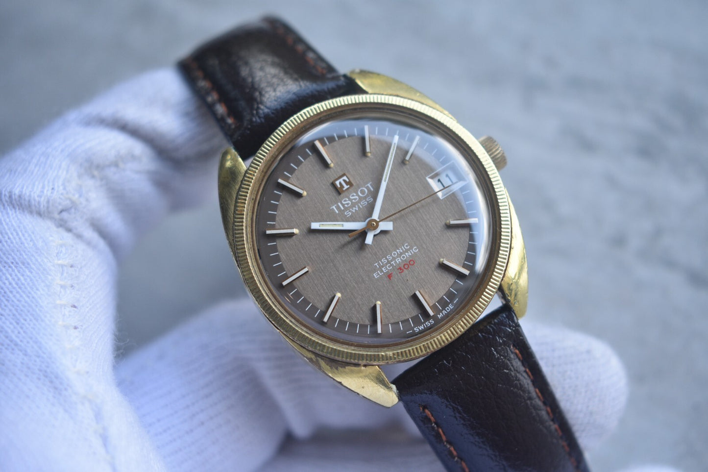 1974 Vintage Tissot Tissonic Brown Dial Rare Electronic Men's Gold Watch F 300