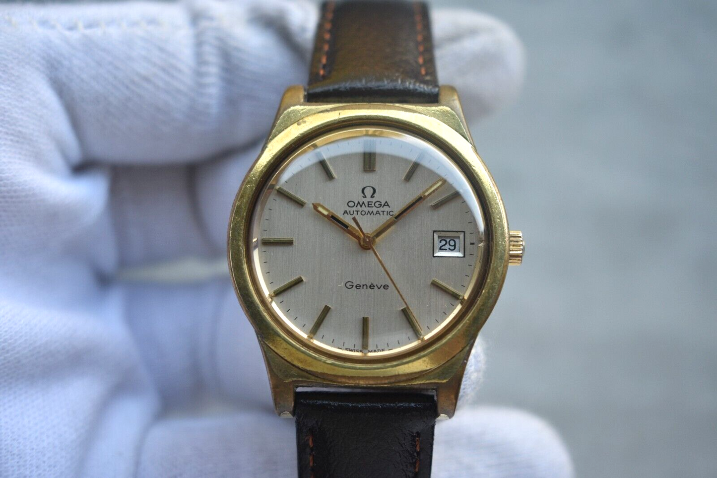 1973 Vintage Omega Geneve Gold Rare Mens Mechanical Dress Watch Leather Date