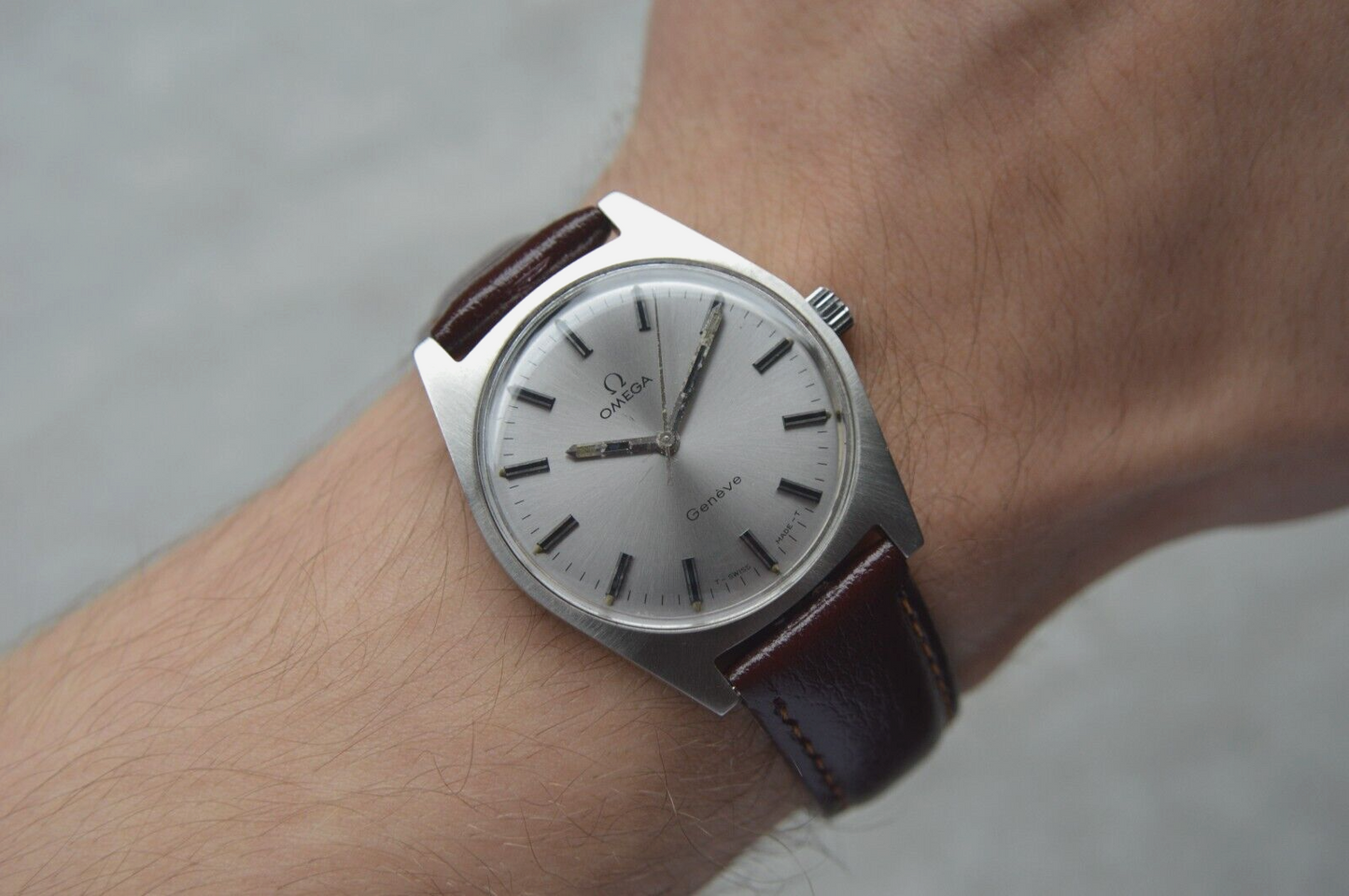 1970 Omega Geneve Vintage Rare Steel Men's Leather Watch Mechanical Rare