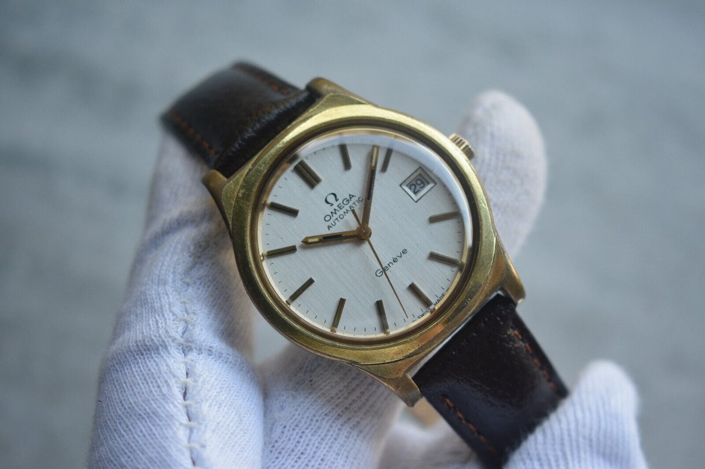 1973 Vintage Omega Geneve Gold Rare Mens Mechanical Dress Watch Leather Date