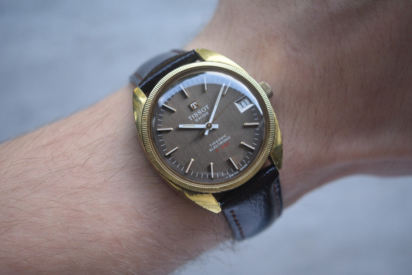 1974 Vintage Tissot Tissonic Brown Dial Rare Electronic Men's Gold Watch F 300