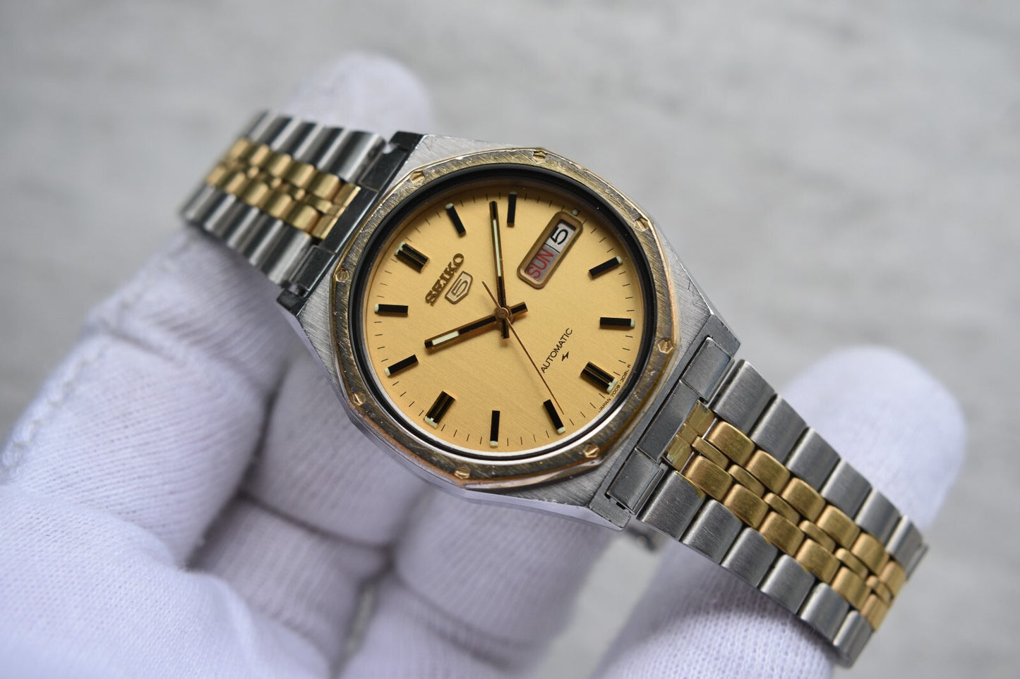 July 1981 Rare Vintage Seiko 7009 Automatic Two Tone Bracelet Day Date Watch