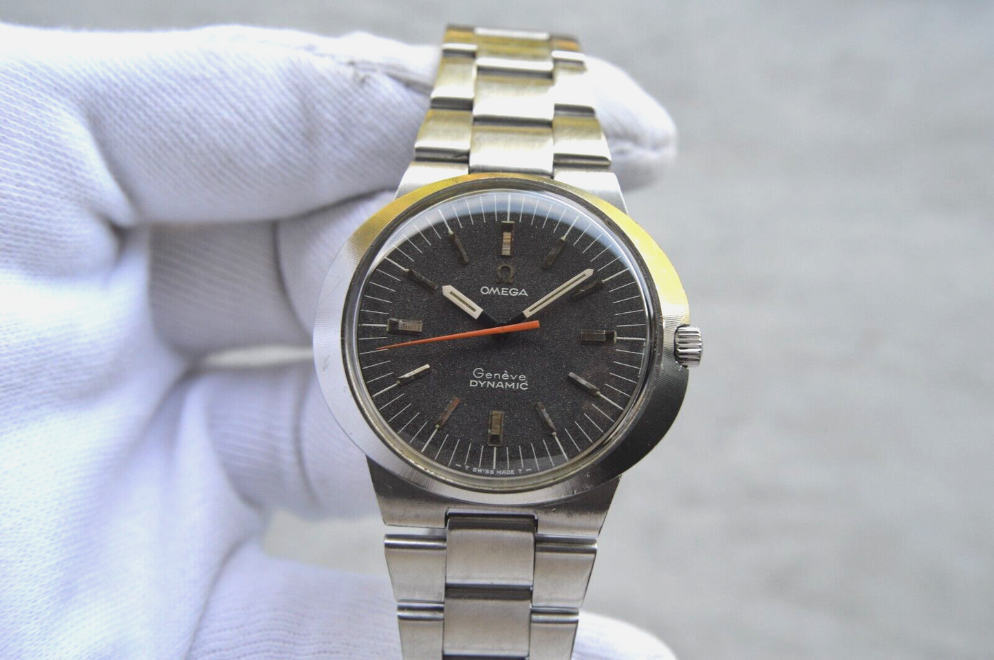 1971 Omega Geneve Dynamic Black Dial Men's Rare Mechanical Steel Bracelet Watch