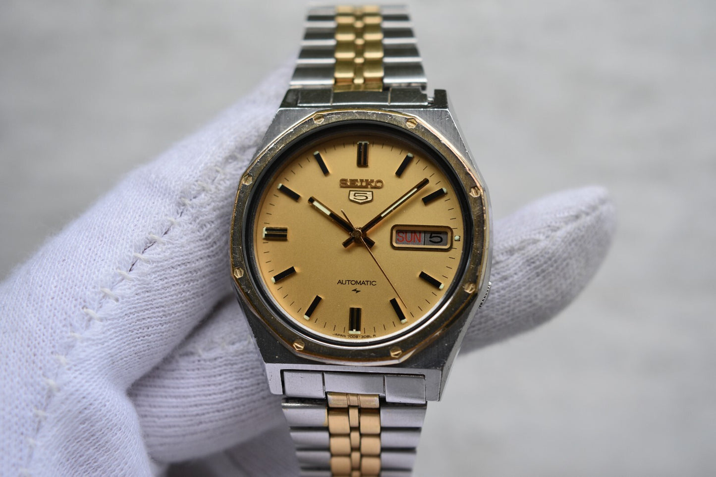 July 1981 Rare Vintage Seiko 7009 Automatic Two Tone Bracelet Day Date Watch