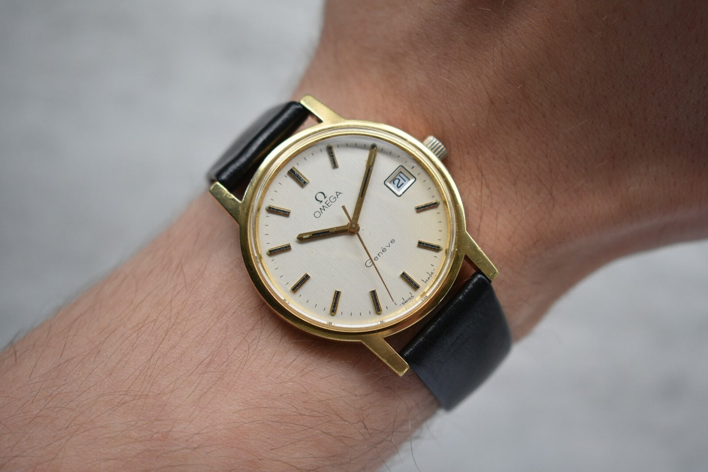 1974 Vintage Omega Gold Men's Mechanical Dress Watch Geneve Date Original Strap