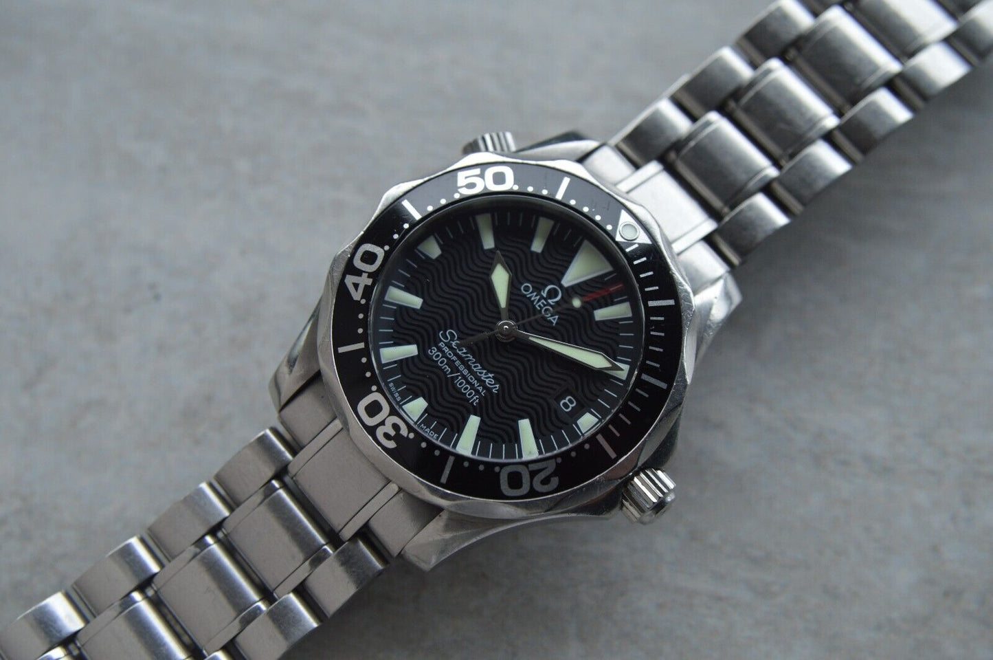 Omega Seamaster Professional 300M Black Dial 36MM Quartz 2262.50.00 Dive Watch