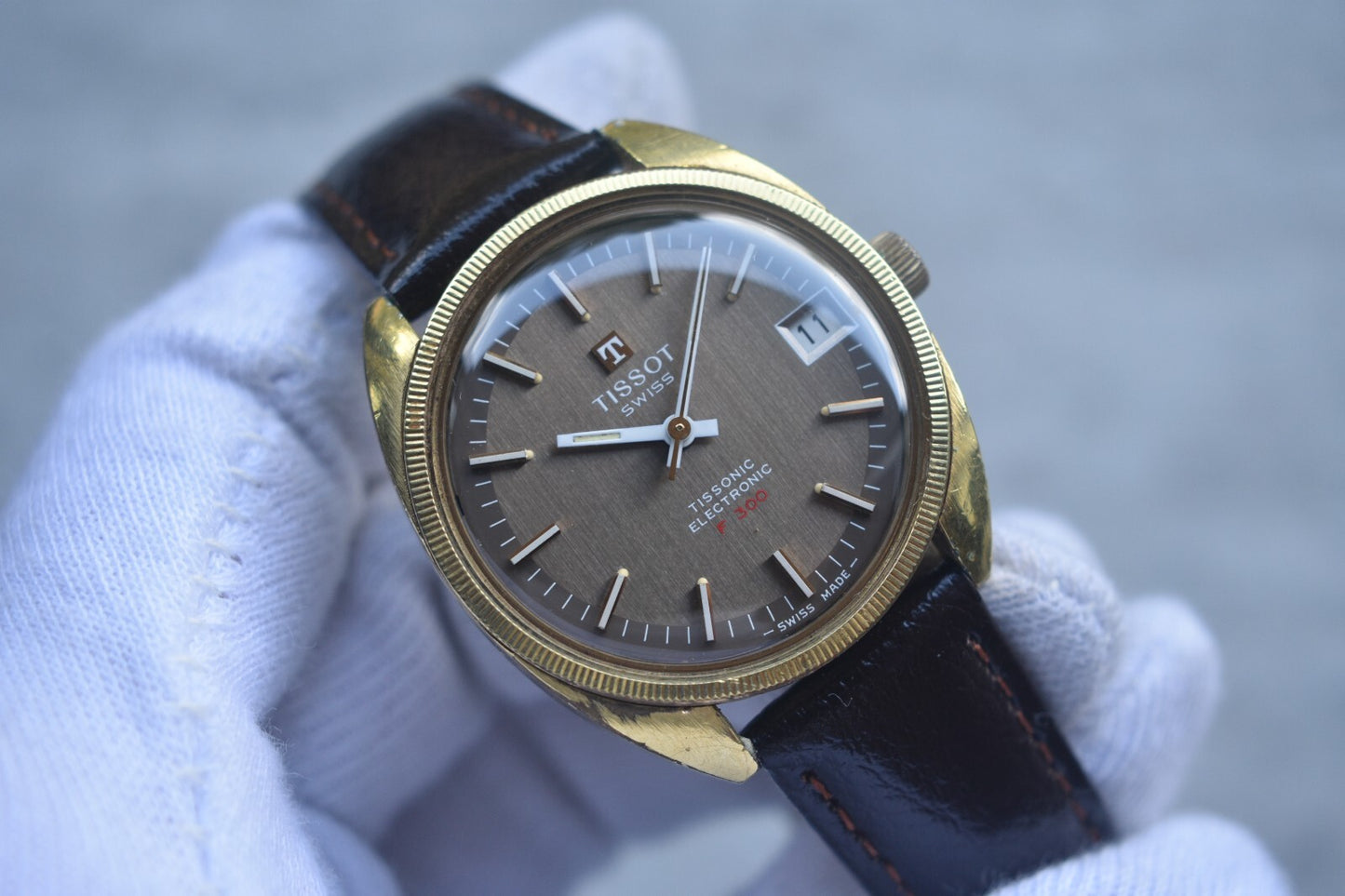 1974 Vintage Tissot Tissonic Brown Dial Rare Electronic Men's Gold Watch F 300
