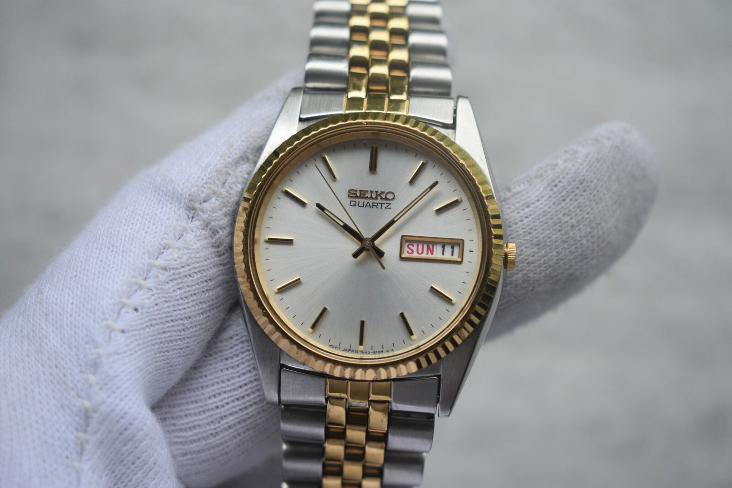 April 1991 Seiko Two Tone Bracelet Men's 7N43 Fluted Bezel Quartz Watch