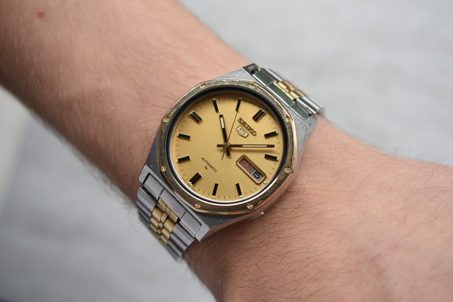 July 1981 Rare Vintage Seiko 7009 Automatic Two Tone Bracelet Day Date Watch