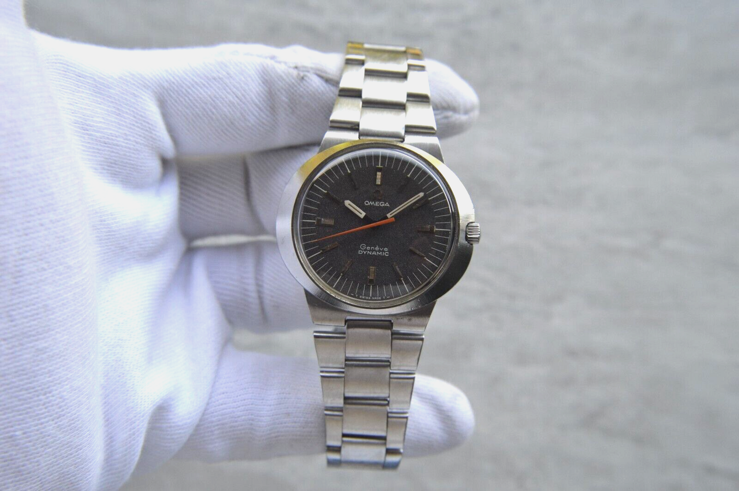 1971 Omega Geneve Dynamic Black Dial Men's Rare Mechanical Steel Bracelet Watch
