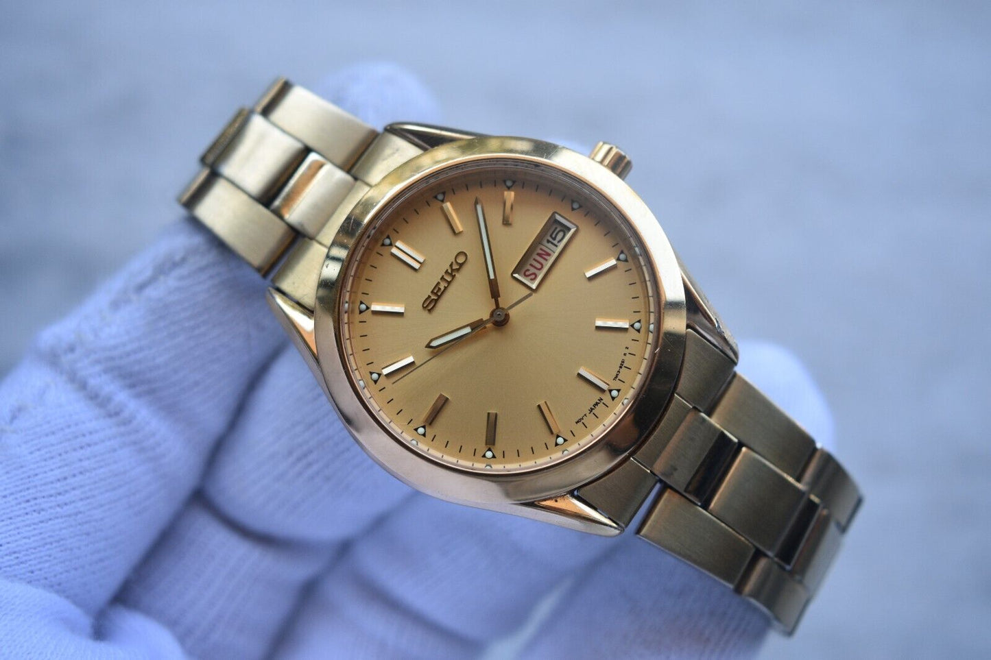November 1990 Seiko Gold Bracelet Men's Day Date Quartz Watch