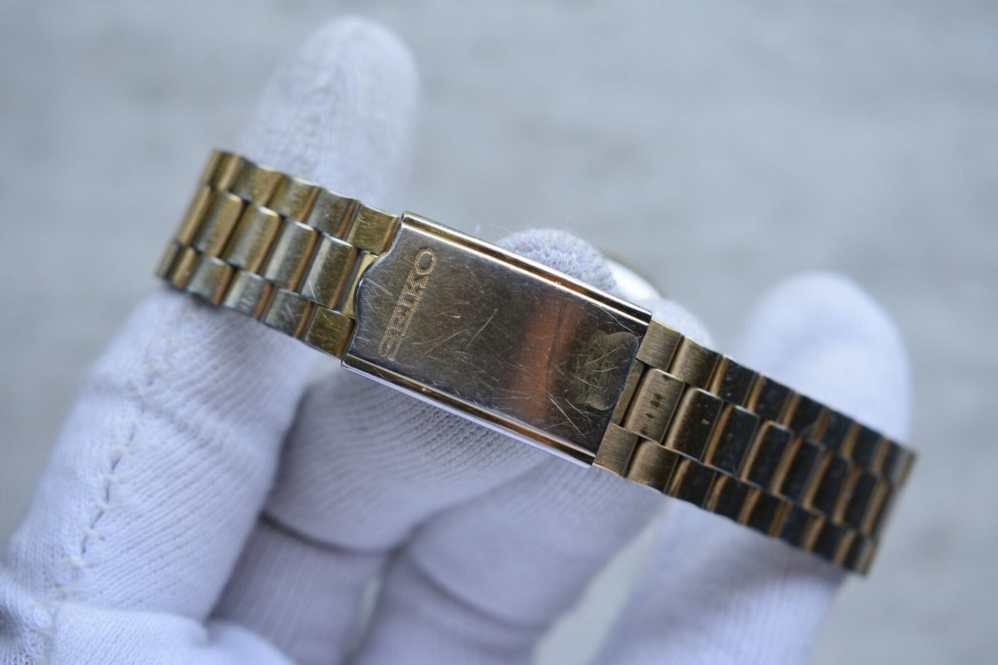 August 1988 Vintage Seiko 5 7009 Automatic Gold Dial Bracelet Watch Day Date