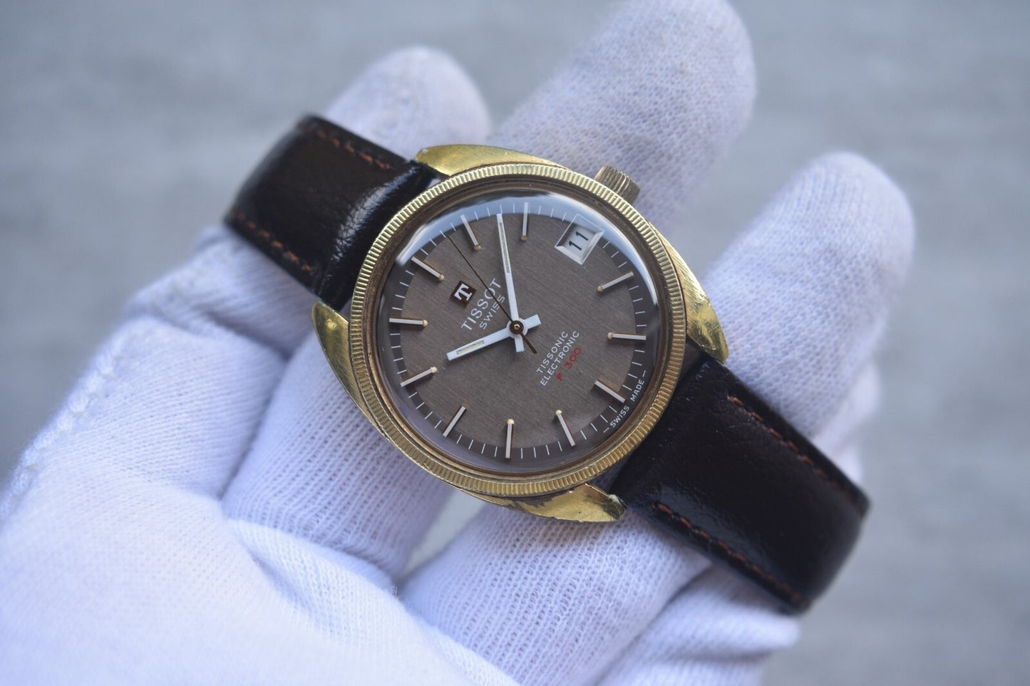 1974 Vintage Tissot Tissonic Brown Dial Rare Electronic Men's Gold Watch F 300