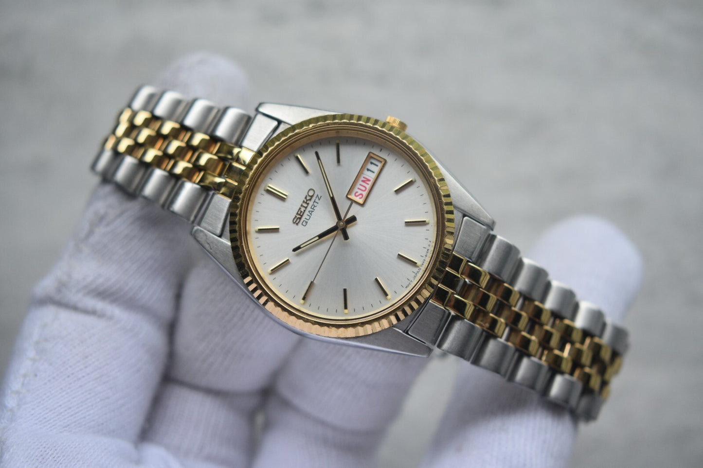 April 1991 Seiko Two Tone Bracelet Men's 7N43 Fluted Bezel Quartz Watch
