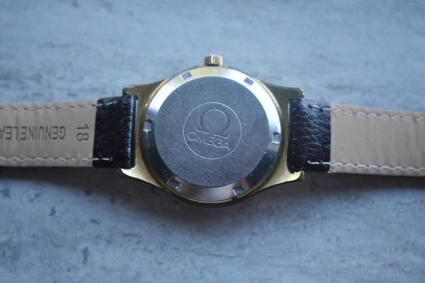 1973 Vintage Omega Geneve Gold Rare Mens Mechanical Dress Watch Leather Date