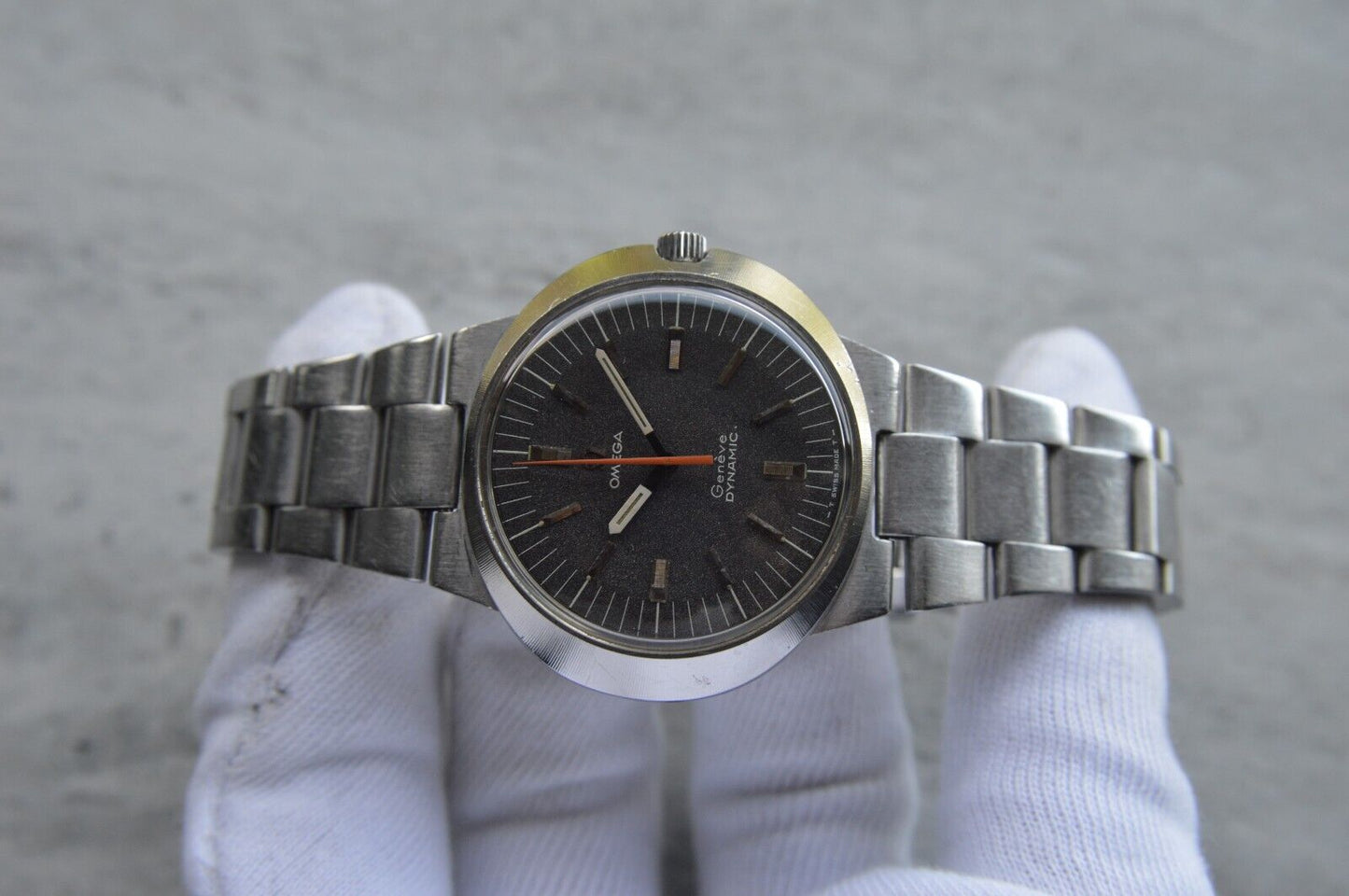 1971 Omega Geneve Dynamic Black Dial Men's Rare Mechanical Steel Bracelet Watch
