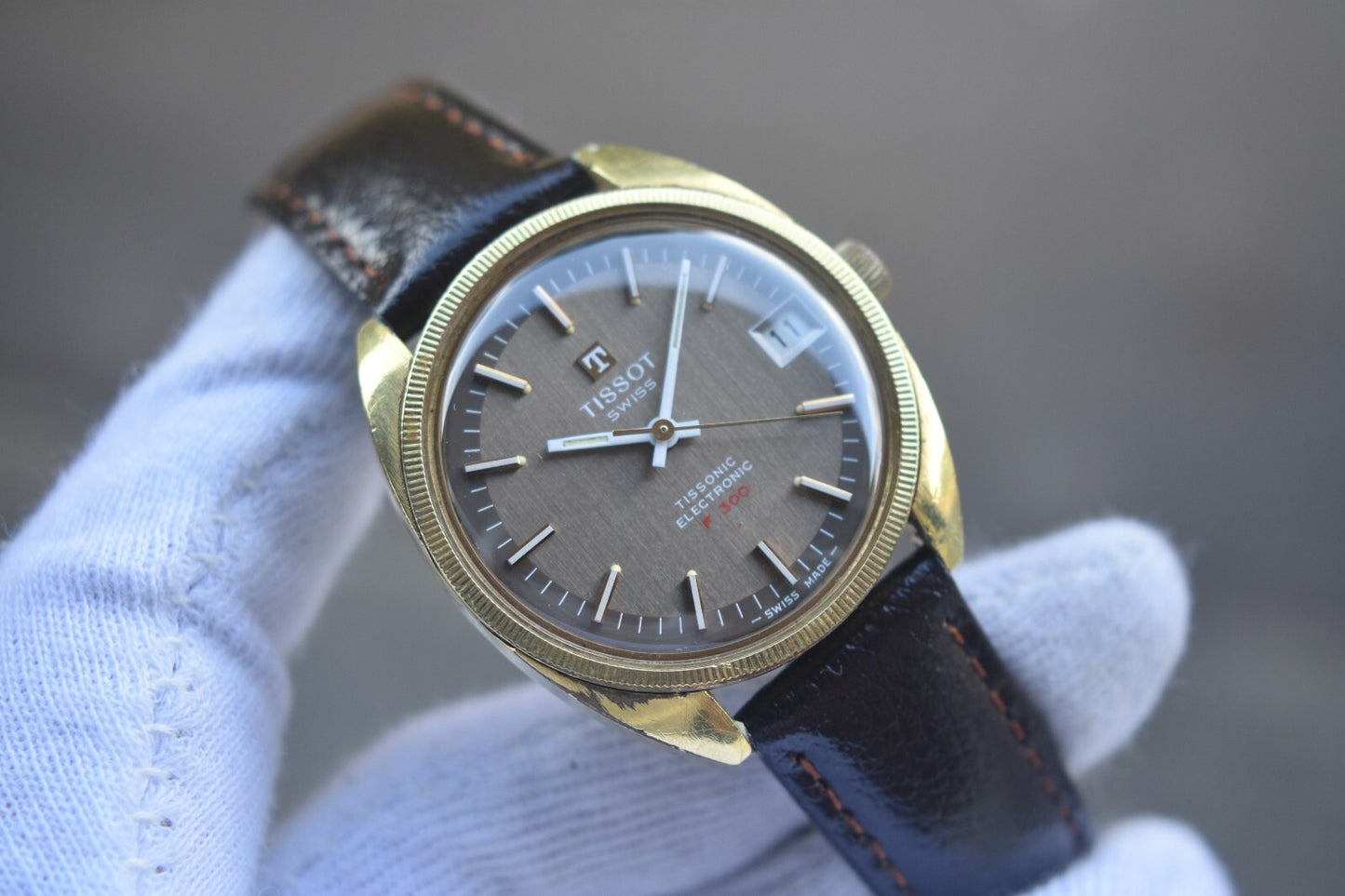 1974 Vintage Tissot Tissonic Brown Dial Rare Electronic Men's Gold Watch F 300