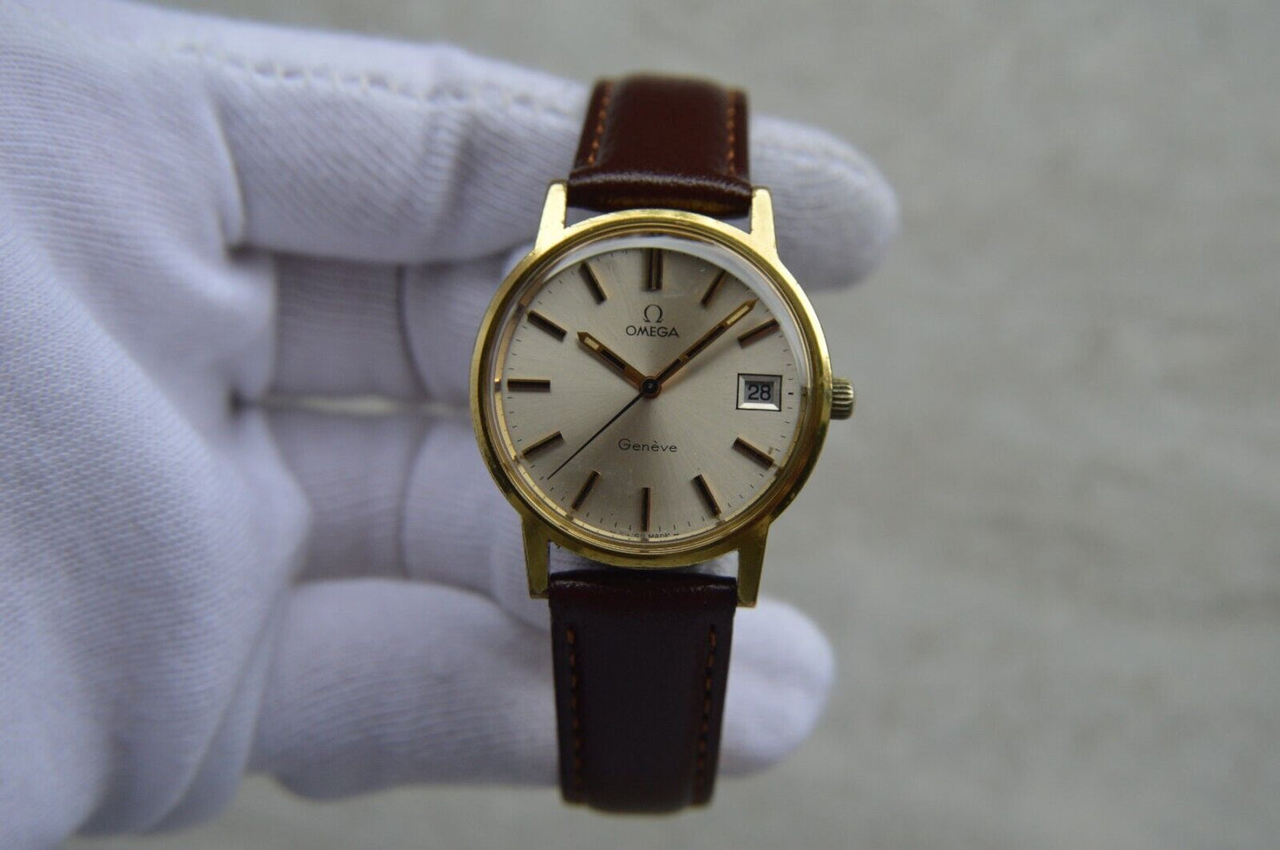 1971 Vintage Omega Geneve Gold Leather Men's Mechanical Dress Watch