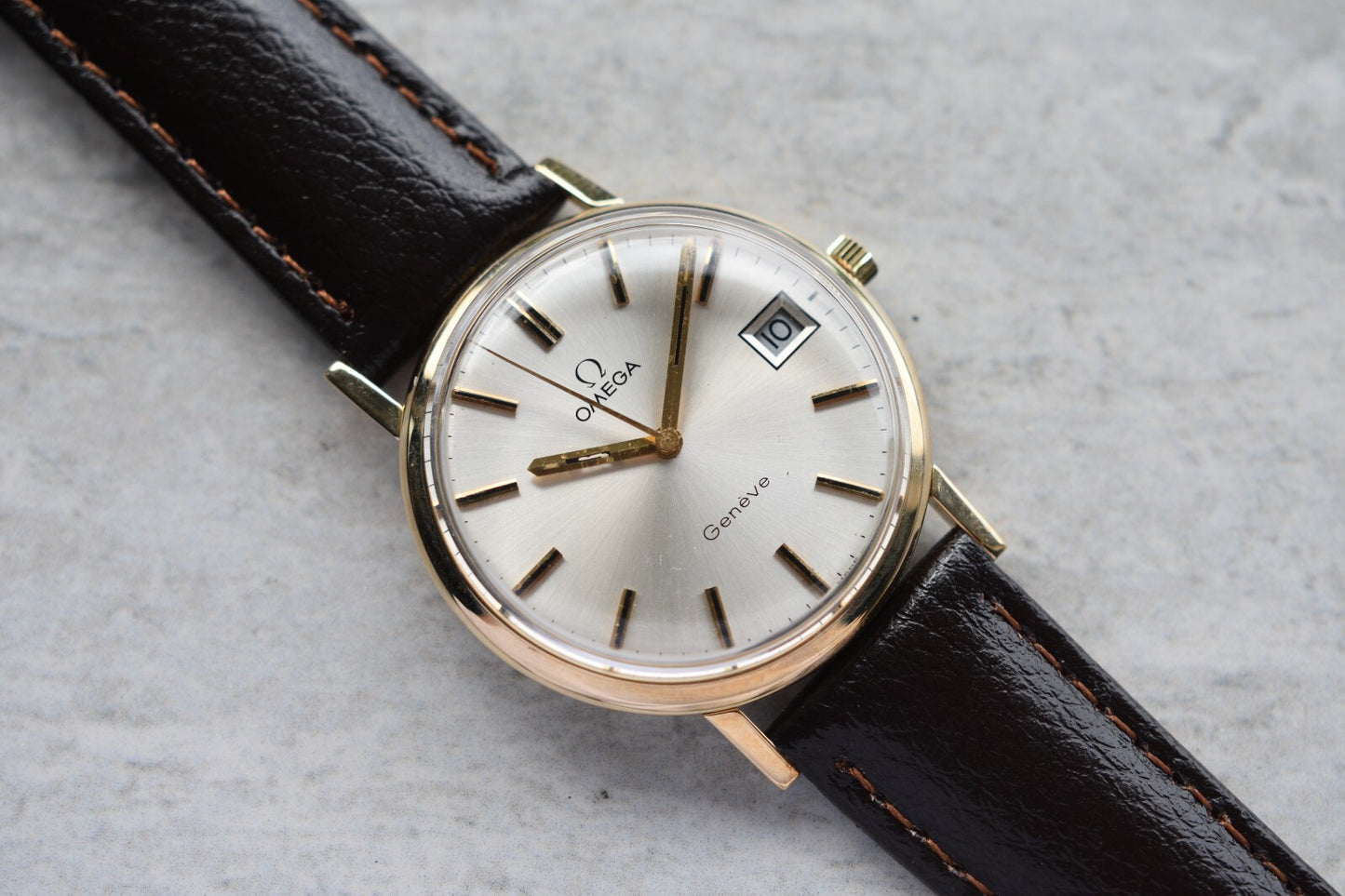 1972 Vintage Omega Geneve SERVICED Gold Men's Mechanical Dress Watch Geneve Date