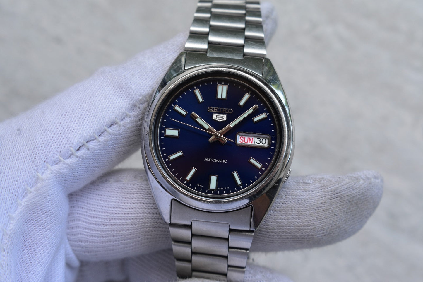 Seiko SNXS77 Automatic Steel Bracelet Day Date Watch Blue Dial 7S26