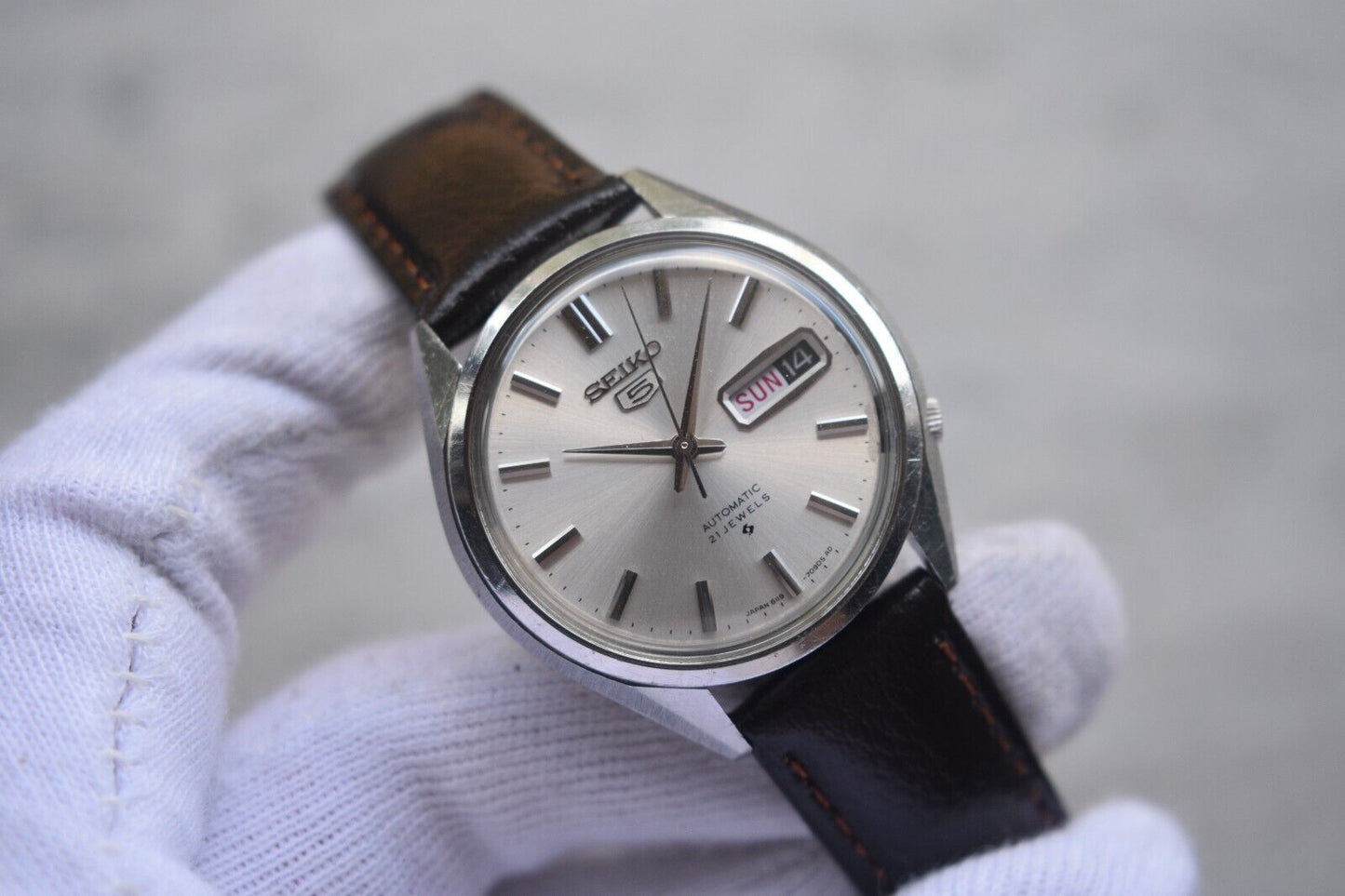 August 1968 Rare Vintage Seiko 6119 Automatic Leather Silver Dial Day Date Watch