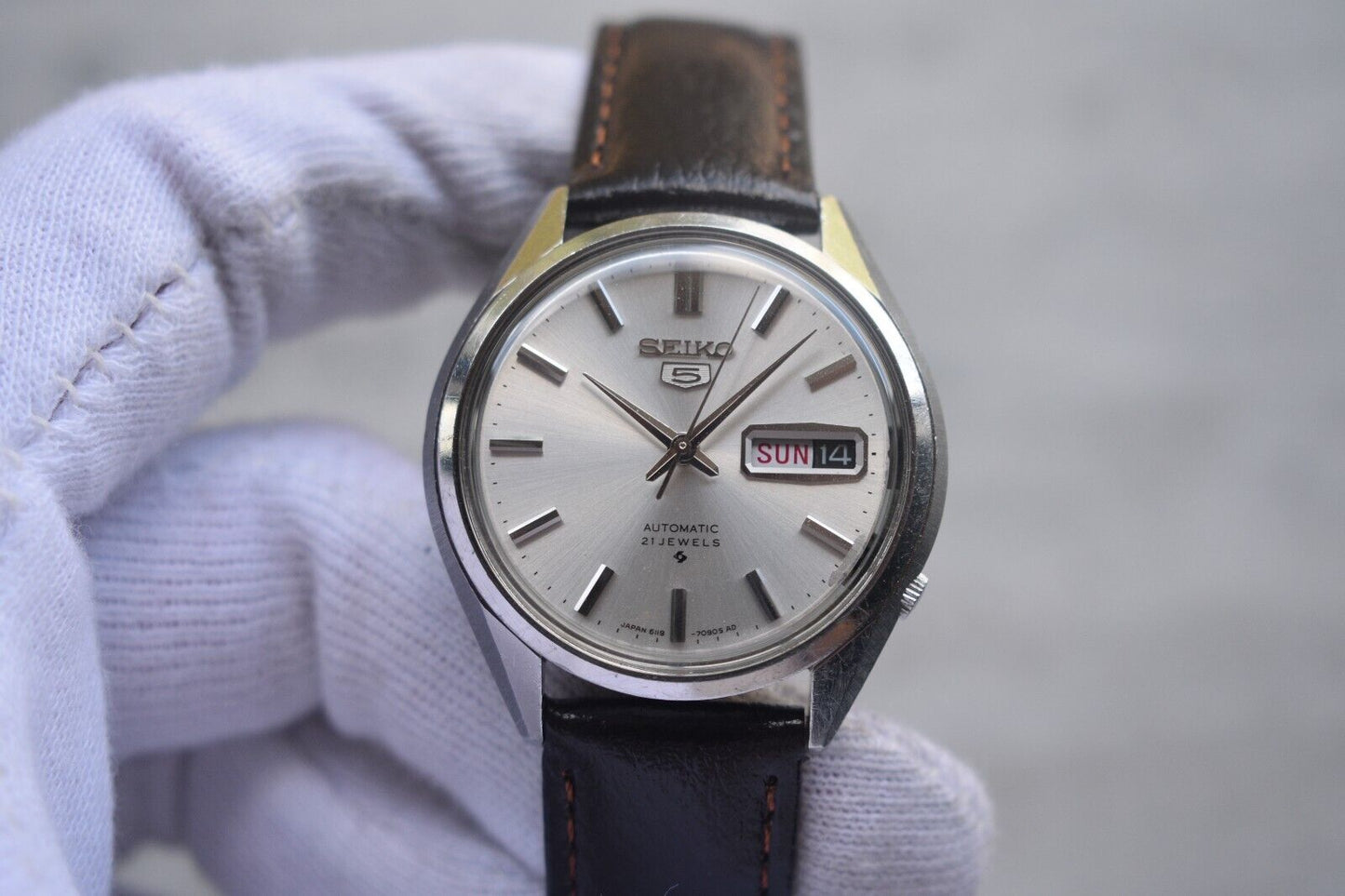 August 1968 Rare Vintage Seiko 6119 Automatic Leather Silver Dial Day Date Watch