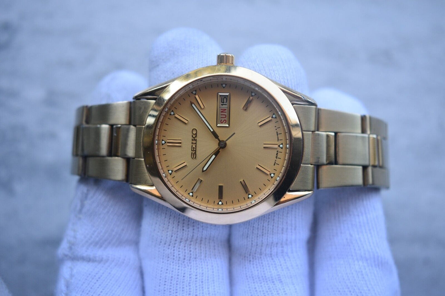 November 1990 Seiko Gold Bracelet Men's Day Date Quartz Watch