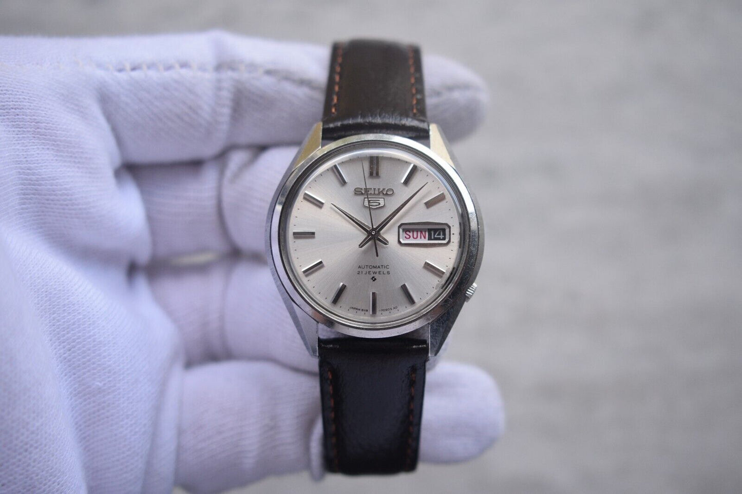 August 1968 Rare Vintage Seiko 6119 Automatic Leather Silver Dial Day Date Watch