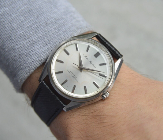 April 1967 Rare Vintage Seiko Skyliner 6220 Mechanical Leather Watch