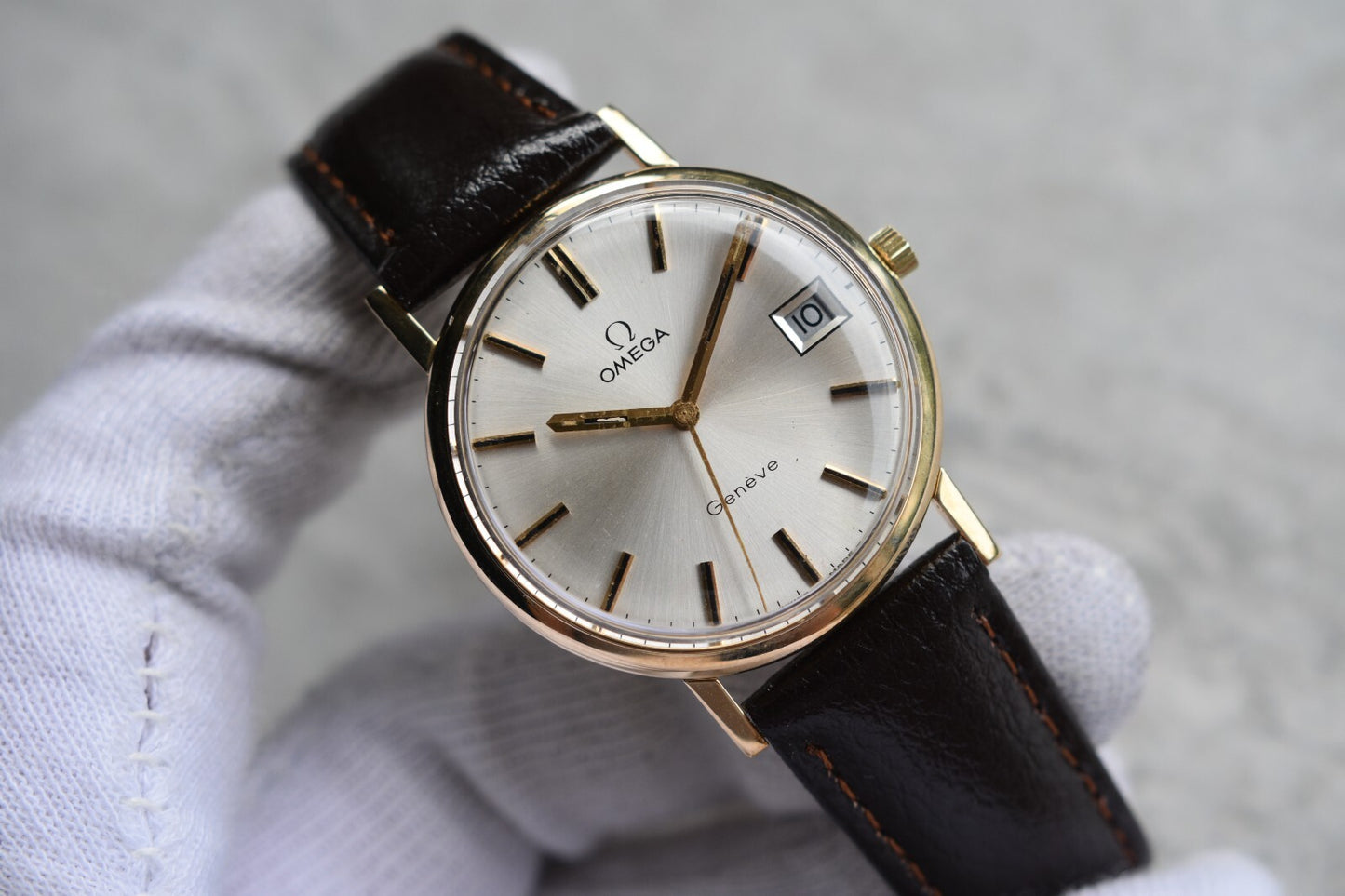 1972 Vintage Omega Geneve SERVICED Gold Men's Mechanical Dress Watch Geneve Date