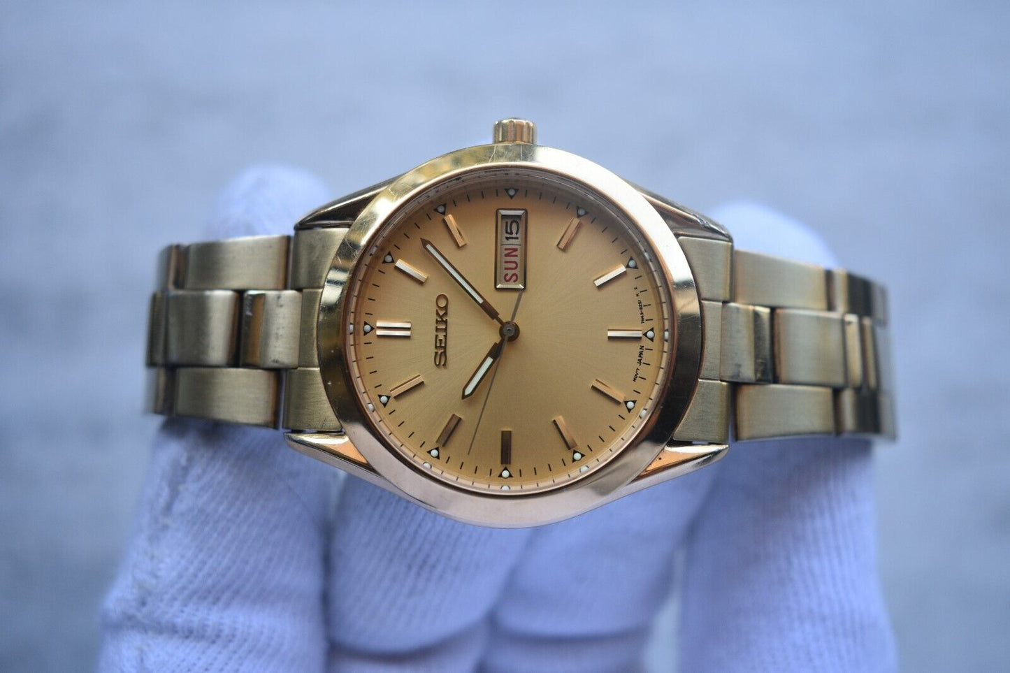 November 1990 Seiko Gold Bracelet Men's Day Date Quartz Watch