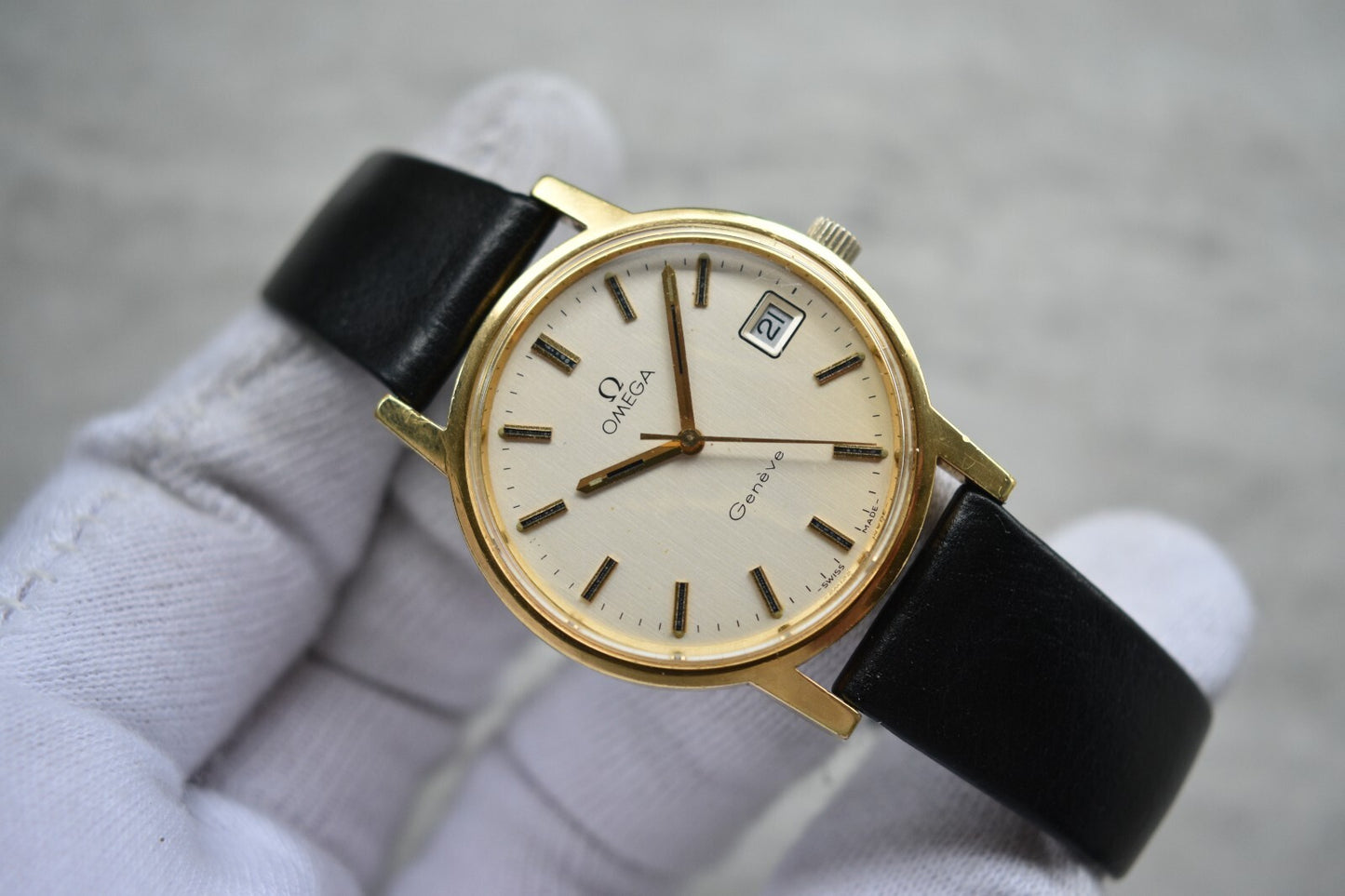 1974 Vintage Omega Gold Men's Mechanical Dress Watch Geneve Date Original Strap