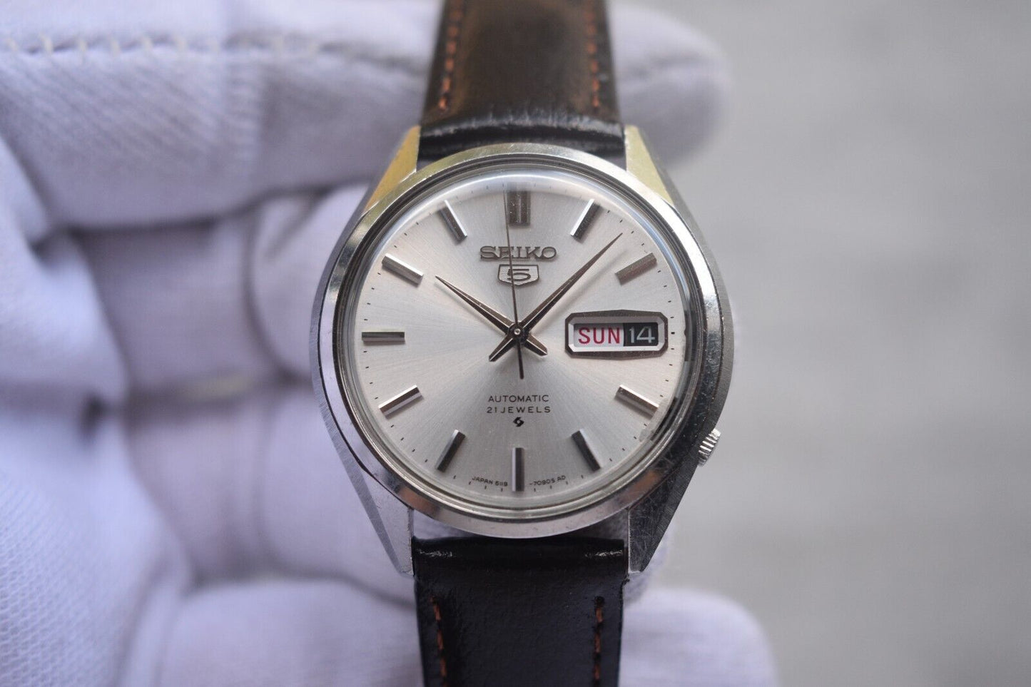 August 1968 Rare Vintage Seiko 6119 Automatic Leather Silver Dial Day Date Watch