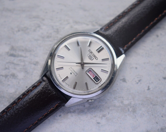 August 1968 Rare Vintage Seiko 6119 Automatic Leather Silver Dial Day Date Watch