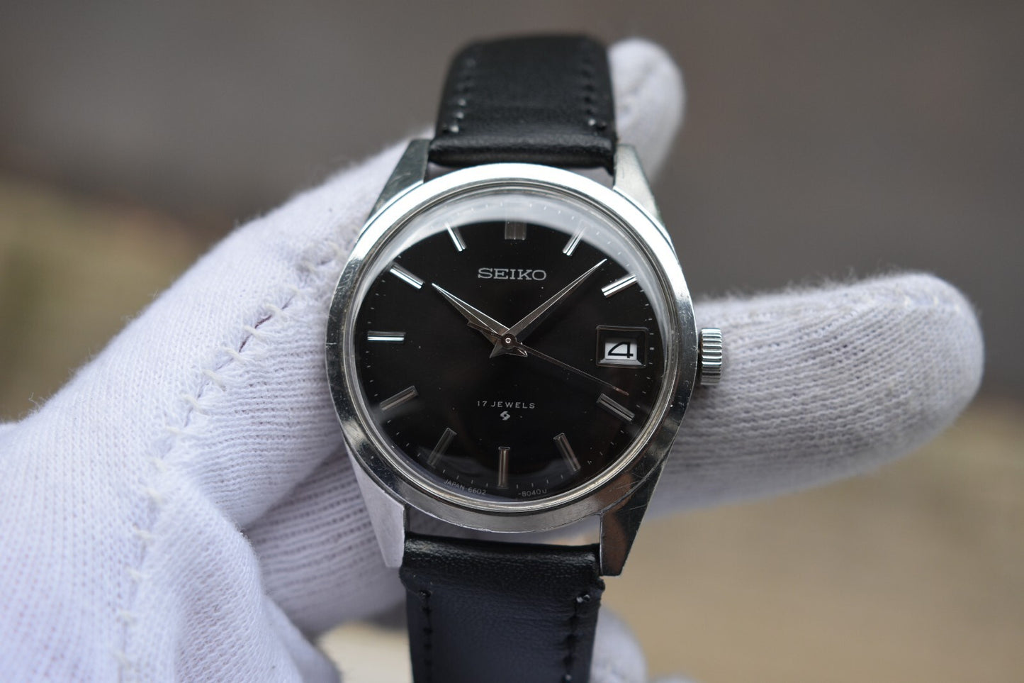 April 1972 Vintage Seiko 6602 Rare Mechanical Black Dial Leather Date Watch