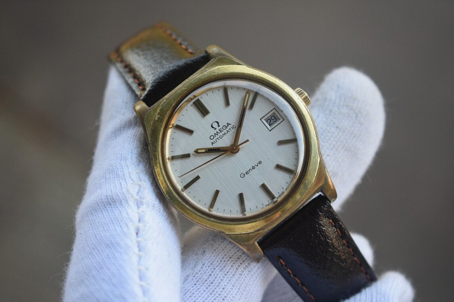 1973 Vintage Omega Geneve Gold Rare Mens Mechanical Dress Watch Leather Date