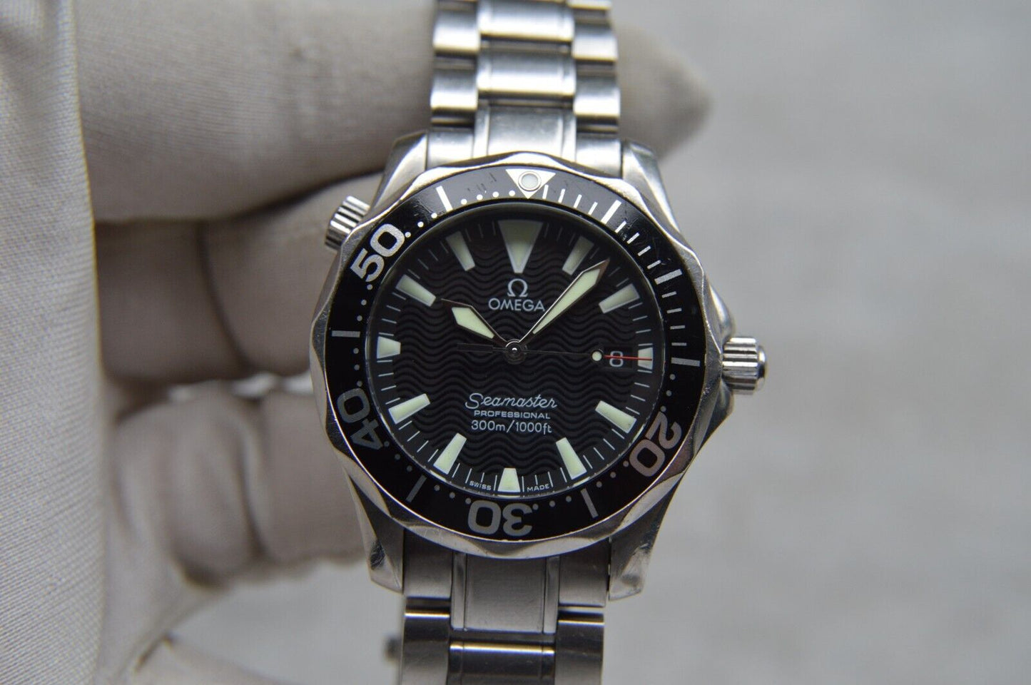 Omega Seamaster Professional 300M Black Dial 36MM Quartz 2262.50.00 Dive Watch