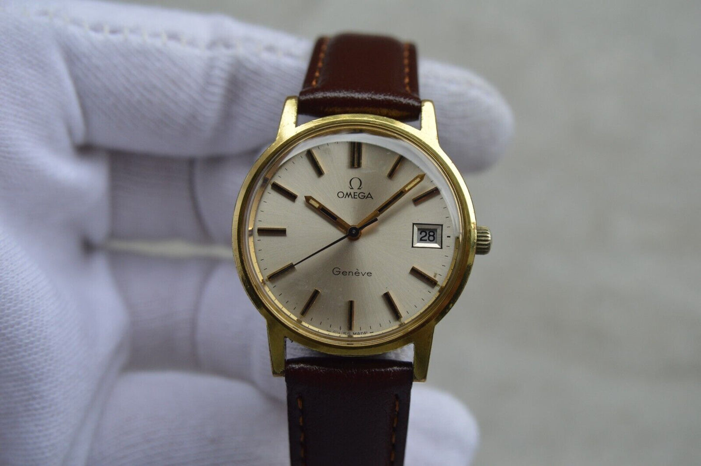 1971 Vintage Omega Geneve Gold Leather Men's Mechanical Dress Watch