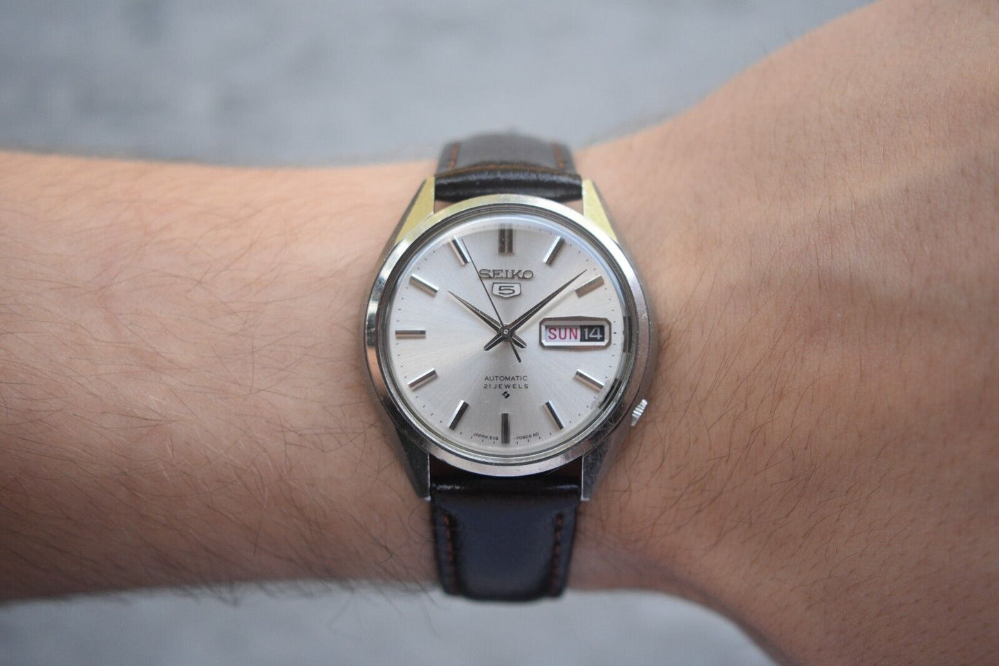 August 1968 Rare Vintage Seiko 6119 Automatic Leather Silver Dial Day Date Watch