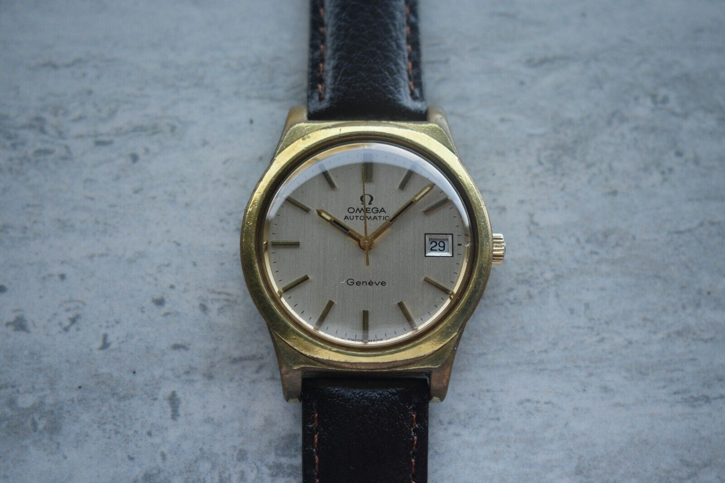 1973 Vintage Omega Geneve Gold Rare Mens Mechanical Dress Watch Leather Date
