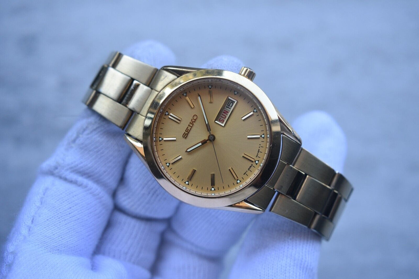 November 1990 Seiko Gold Bracelet Men's Day Date Quartz Watch